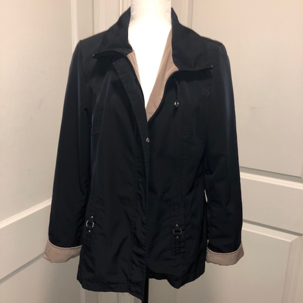 White stag coat size Med 8-10